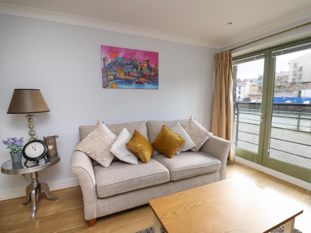 Flat 2 * Pembroke