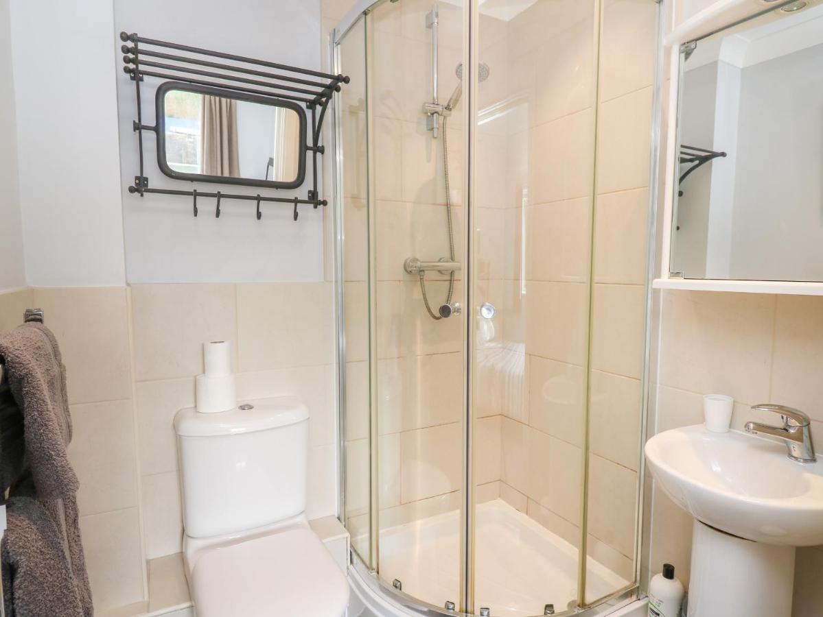 Apartment Flat 2 Pembroke
